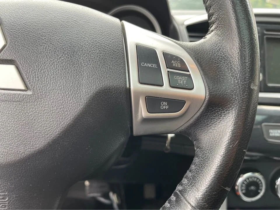 2017 Mitsubishi Lancer 10th Gen - Image 14 of 15