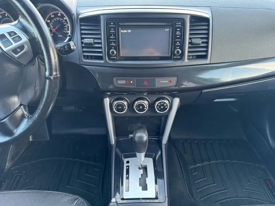 2017 Mitsubishi Lancer 10th Gen - Image 11 of 20