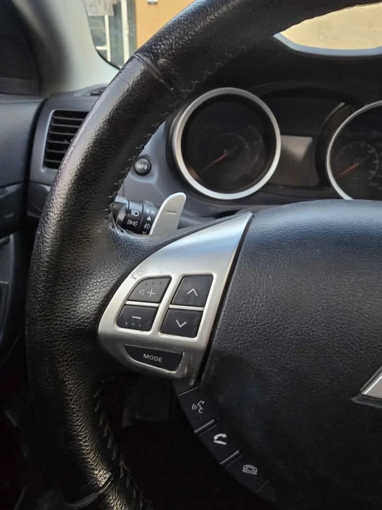 2017 Mitsubishi Lancer 10th Gen - Image 12 of 14
