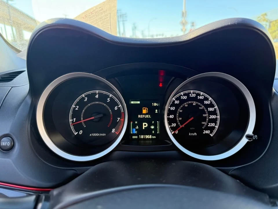 2017 Mitsubishi Lancer 10th Gen - Image 9 of 14