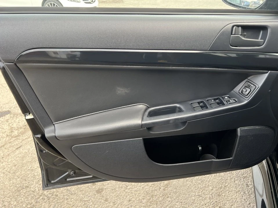 2017 Mitsubishi Lancer 10th Gen - Image 16 of 20