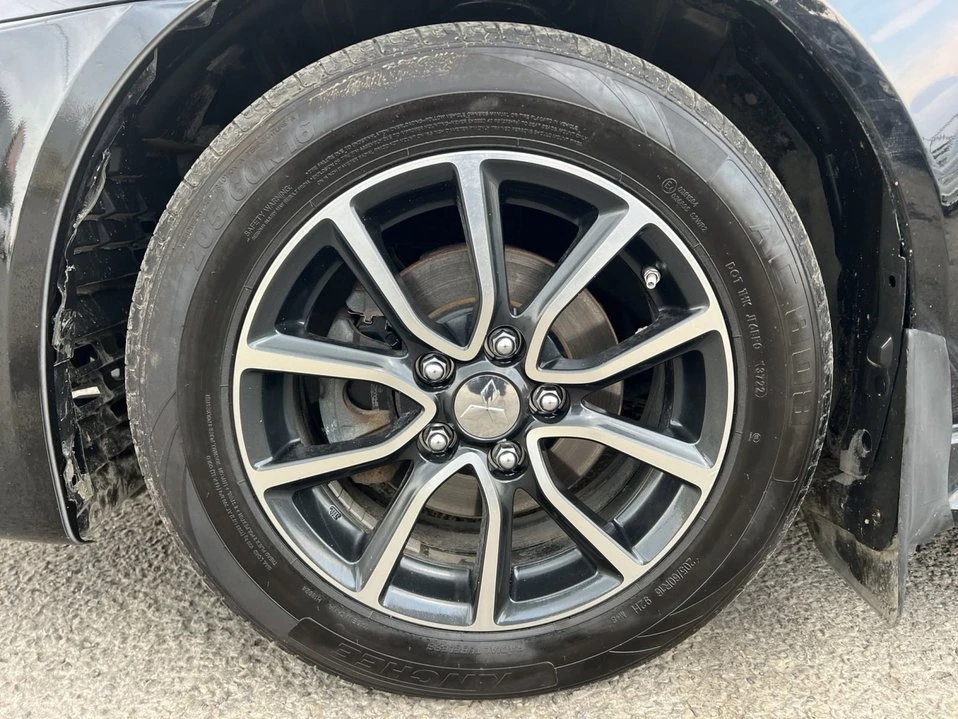 2017 Mitsubishi Lancer 10th Gen - Image 9 of 20