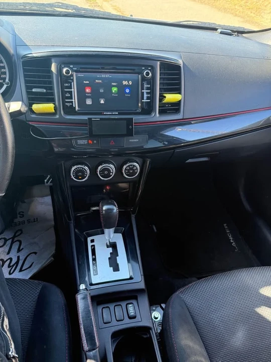 2017 Mitsubishi Lancer 10th Gen - Image 10 of 14