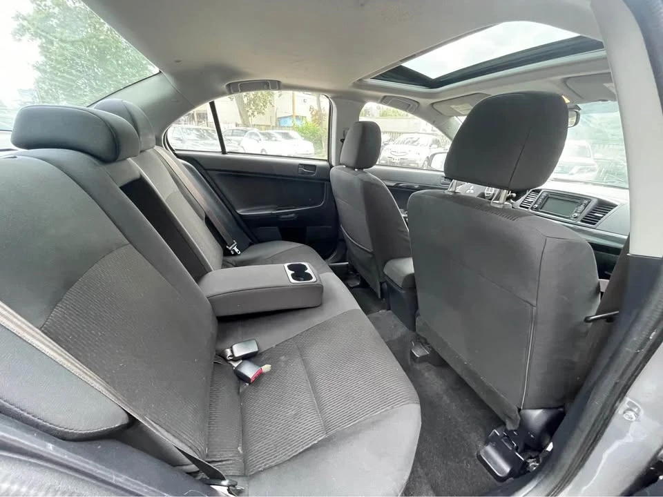 2017 Mitsubishi Lancer 10th Gen - Image 10 of 15