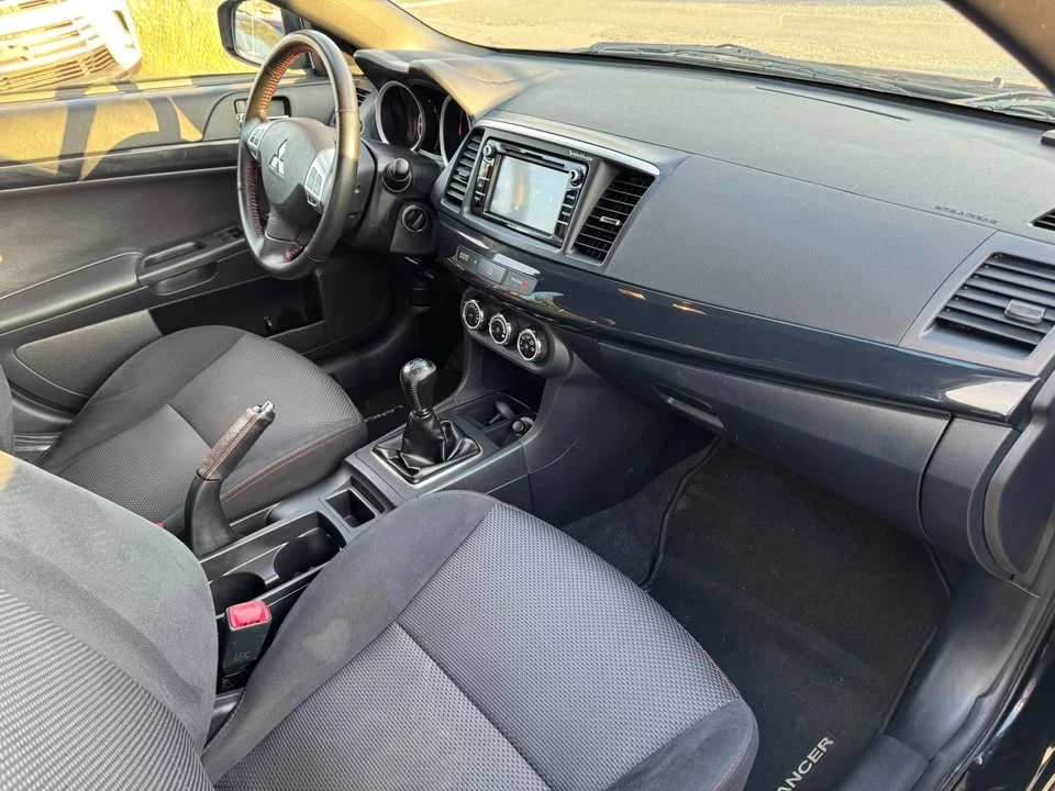 2017 Mitsubishi Lancer 10th Gen - Image 14 of 19