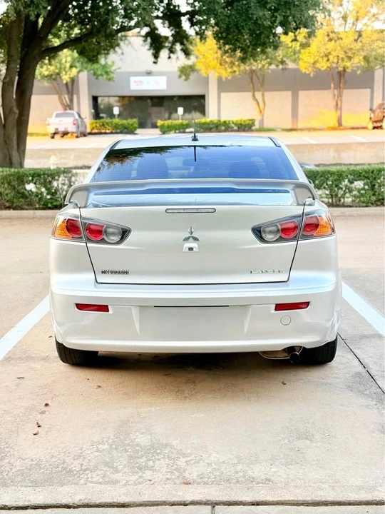 2017 Mitsubishi Lancer 10th Gen - Image 6 of 17