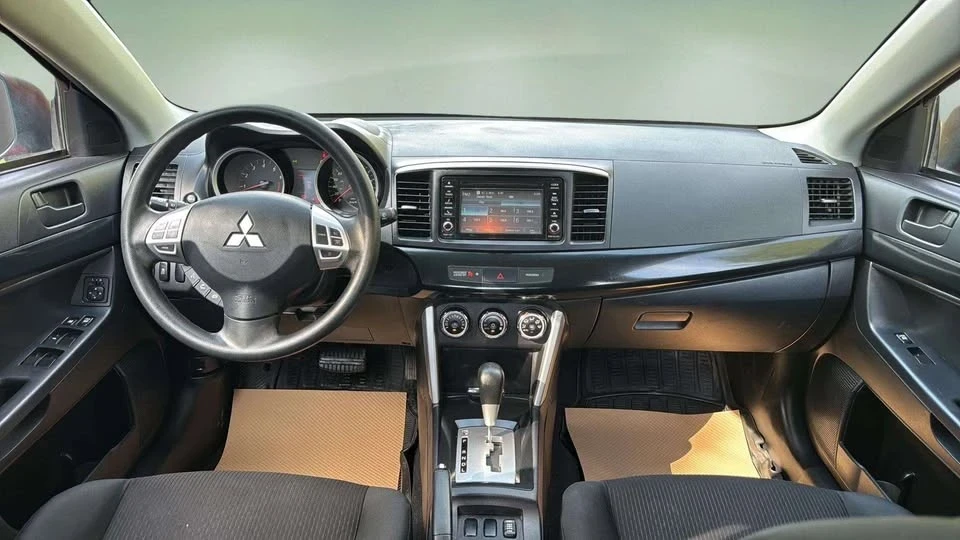 2017 Mitsubishi Lancer 10th Gen - Image 9 of 14