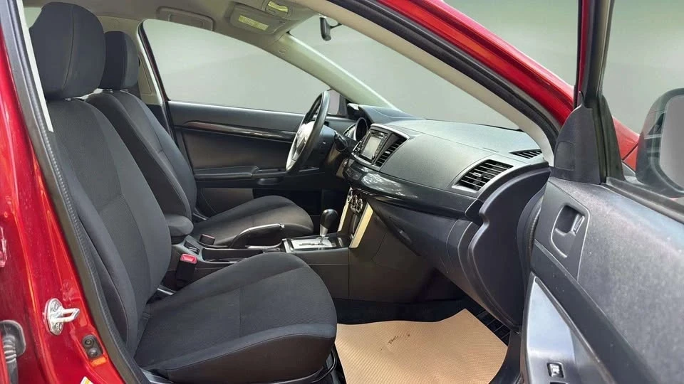 2017 Mitsubishi Lancer 10th Gen - Image 10 of 14