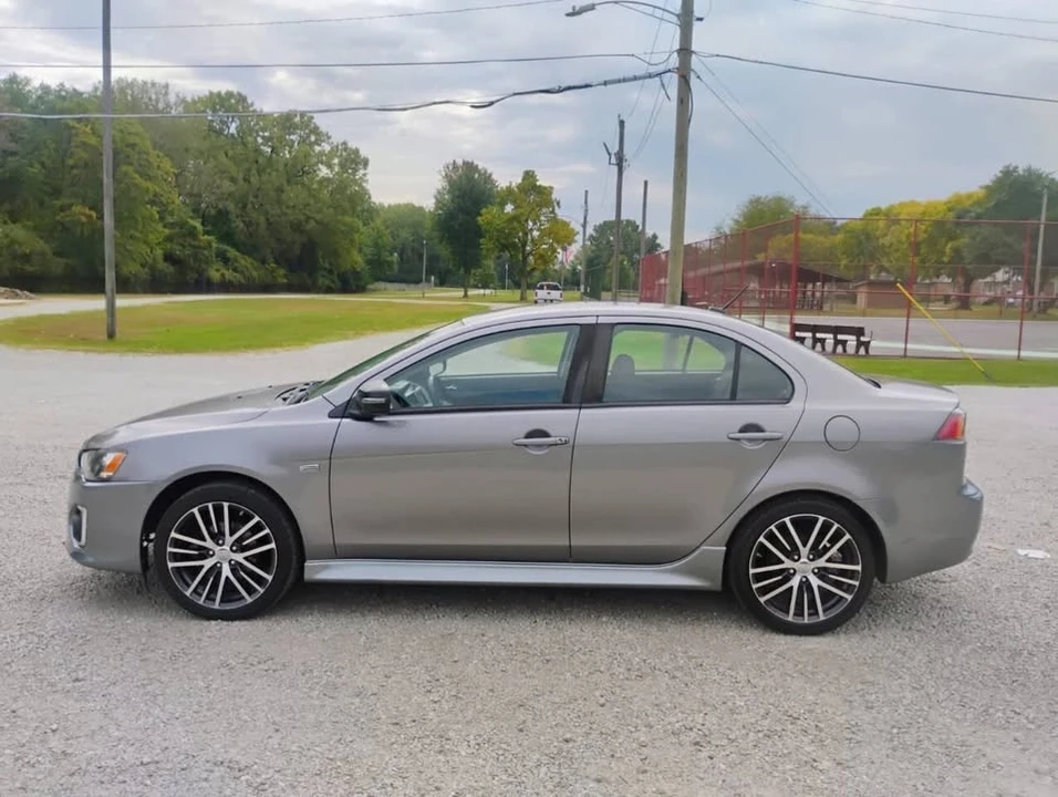 2017 Mitsubishi Lancer 10th Gen - Image 7 of 20
