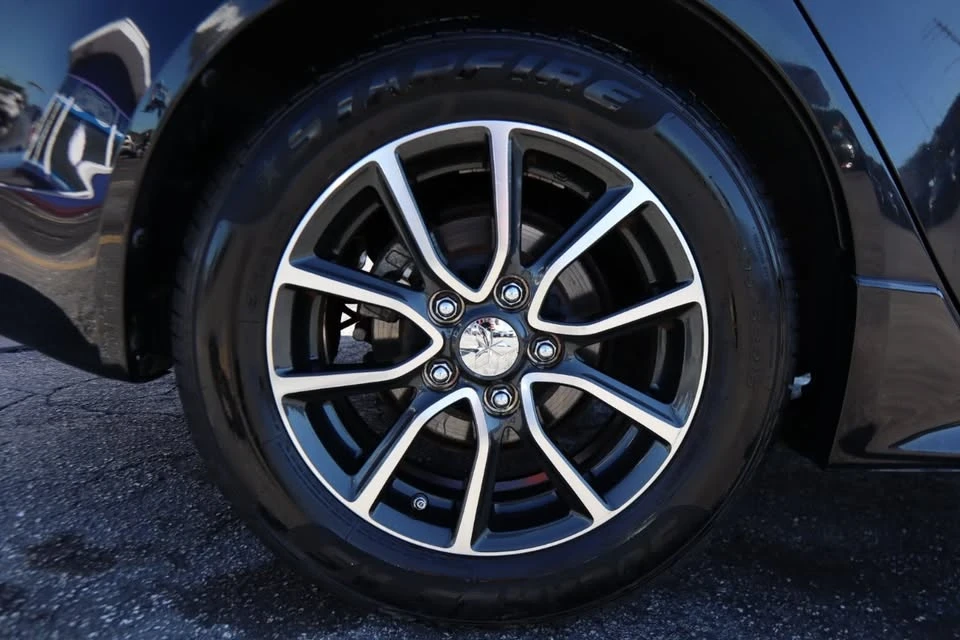 2017 Mitsubishi Lancer 10th Gen - Image 15 of 20