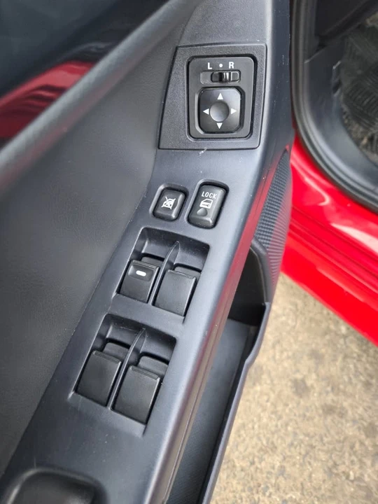 2017 Mitsubishi Lancer 10th Gen - Image 13 of 20