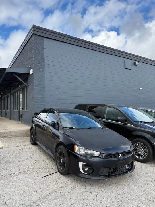 2017 Mitsubishi Lancer 10th Gen - Image 2 of 4