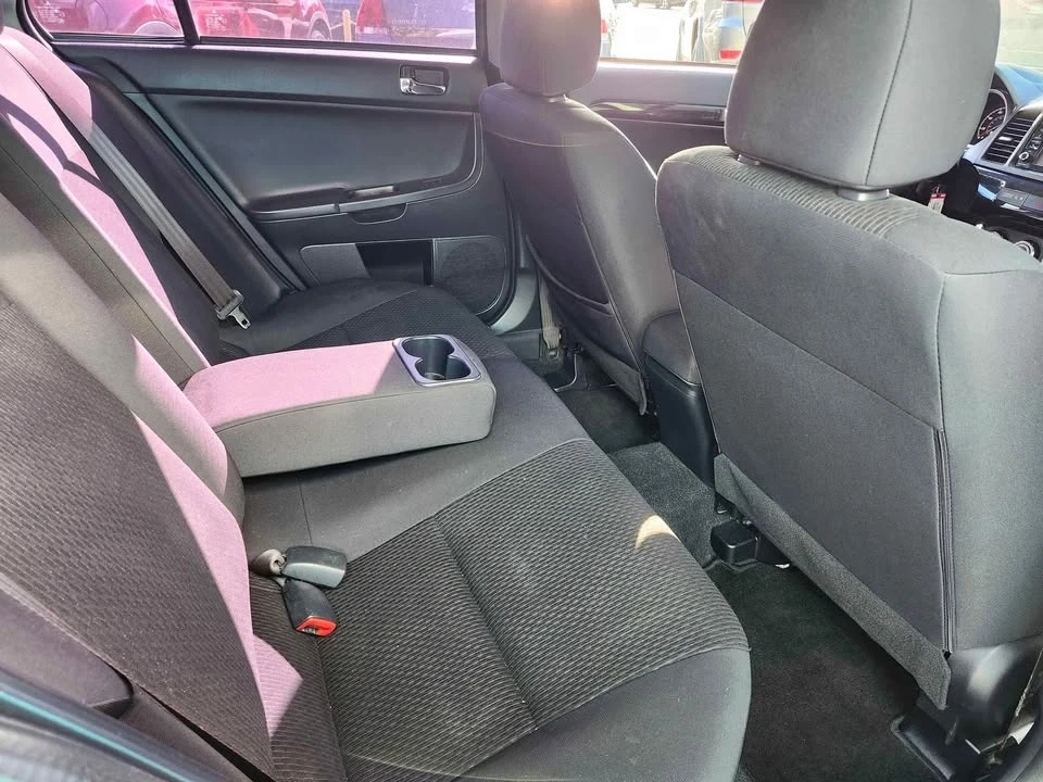 2017 Mitsubishi Lancer 10th Gen - Image 11 of 13