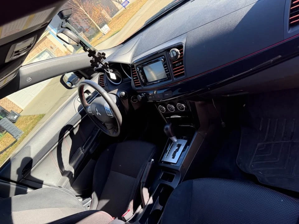 2017 Mitsubishi Lancer 10th Gen - Image 4 of 7