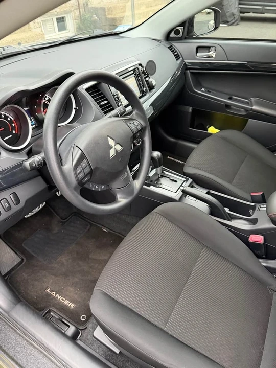 2017 Mitsubishi Lancer 10th Gen - Image 11 of 15
