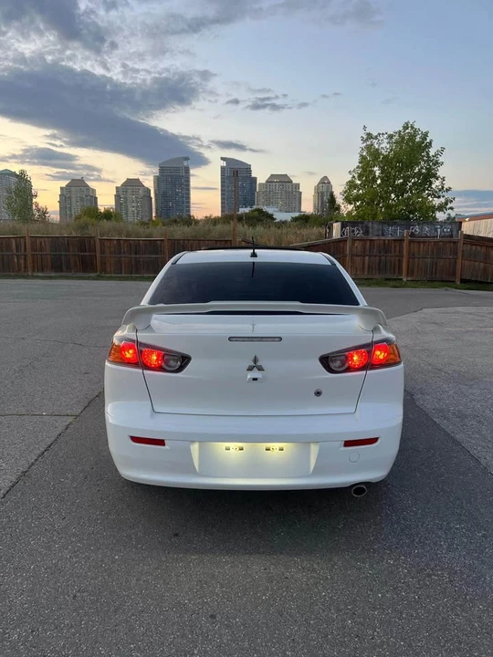 2017 Mitsubishi Lancer 10th Gen - Image 6 of 15