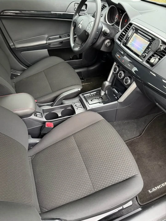 2017 Mitsubishi Lancer 10th Gen - Image 13 of 15