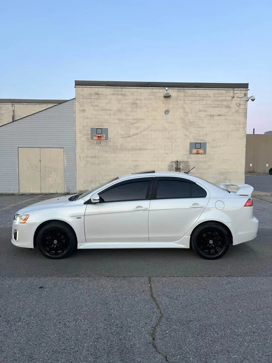2017 Mitsubishi Lancer 10th Gen - Image 8 of 15