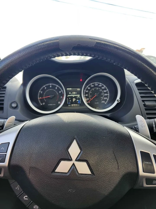 2017 Mitsubishi Lancer 10th Gen - Image 6 of 9