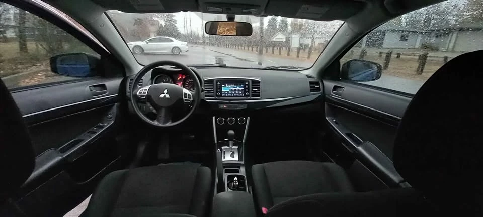 2017 Mitsubishi Lancer 10th Gen - Image 8 of 13