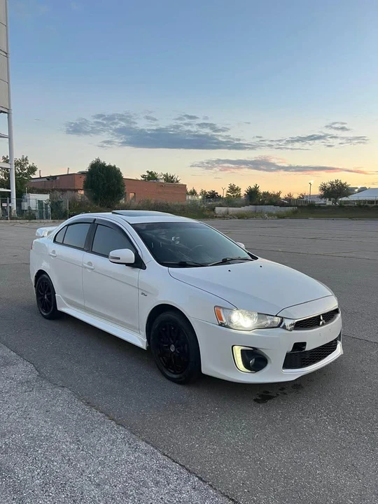 2017 Mitsubishi Lancer 10th Gen - Image 3 of 15