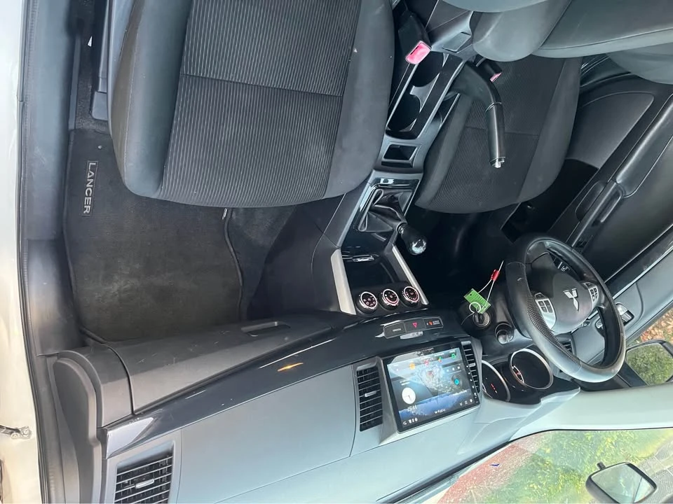 2017 Mitsubishi Lancer 10th Gen - Image 10 of 12
