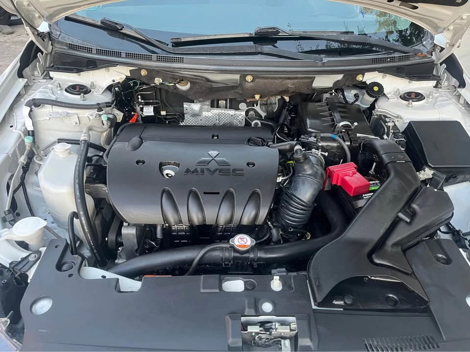 2017 Mitsubishi Lancer 10th Gen - Image 12 of 12