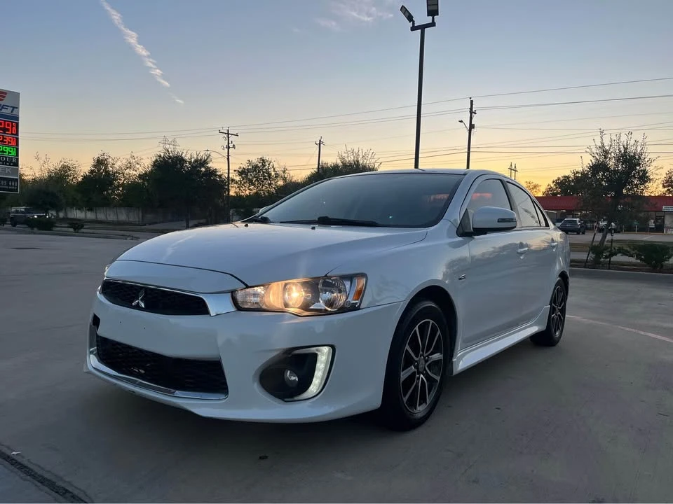 2017 Mitsubishi Lancer 10th Gen - Image 2 of 12