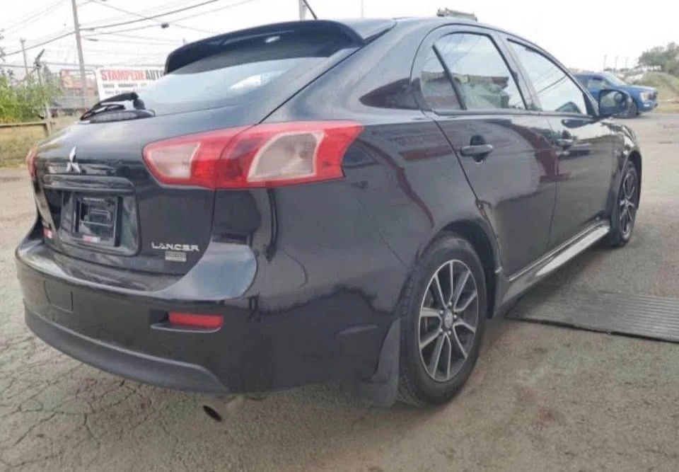 2017 Mitsubishi Lancer 10th Gen - Image 3 of 10