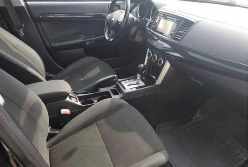 2017 Mitsubishi Lancer 10th Gen - Image 6 of 10
