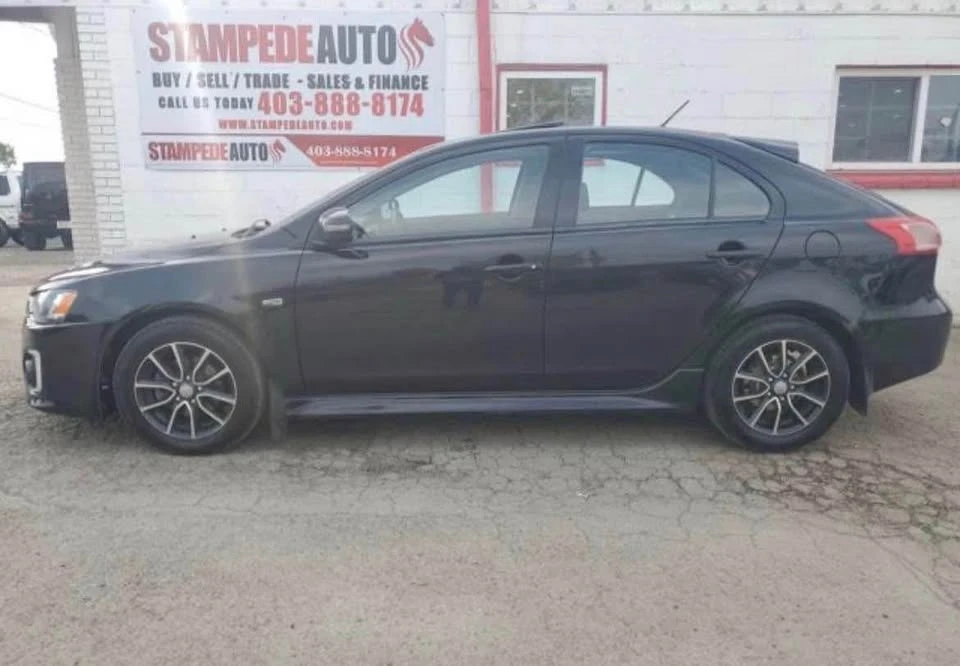 2017 Mitsubishi Lancer 10th Gen - Image 5 of 10