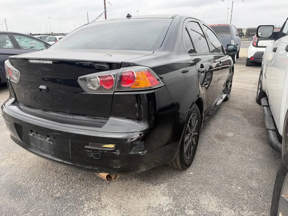 2017 Mitsubishi Lancer 10th Gen - Image 5 of 7