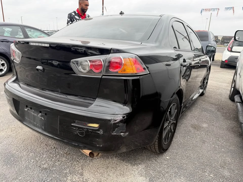 2017 Mitsubishi Lancer 10th Gen - Image 4 of 7