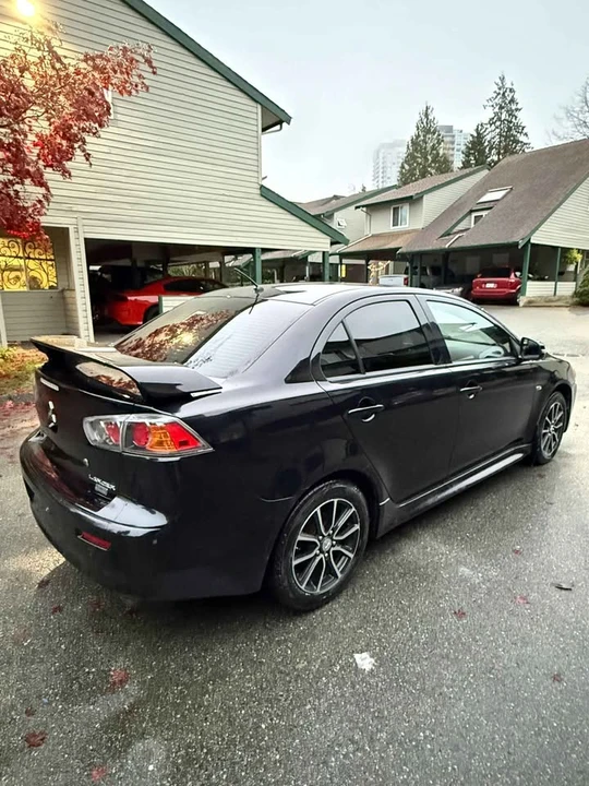 2017 Mitsubishi Lancer 10th Gen - Image 3 of 11