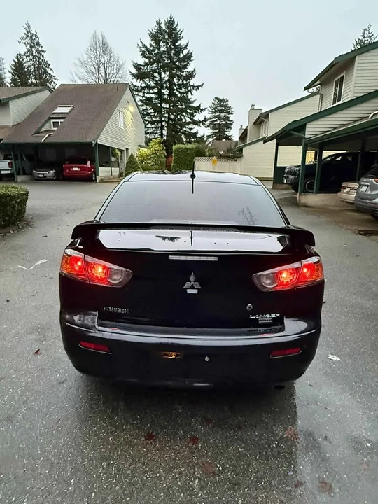 2017 Mitsubishi Lancer 10th Gen - Image 7 of 11