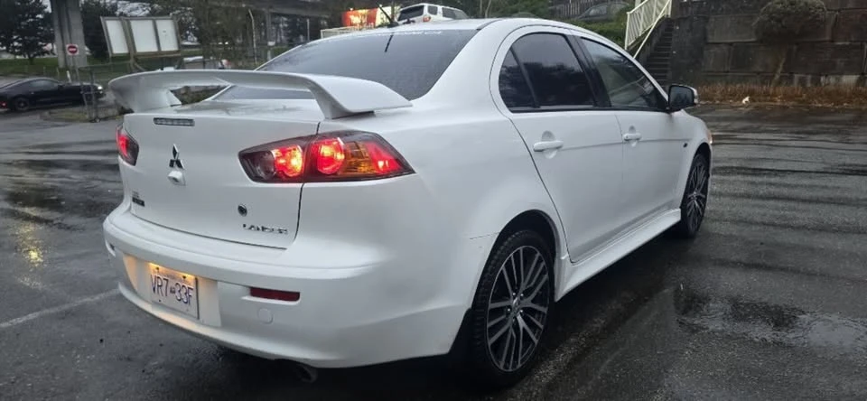2017 Mitsubishi Lancer 10th Gen - Image 4 of 15