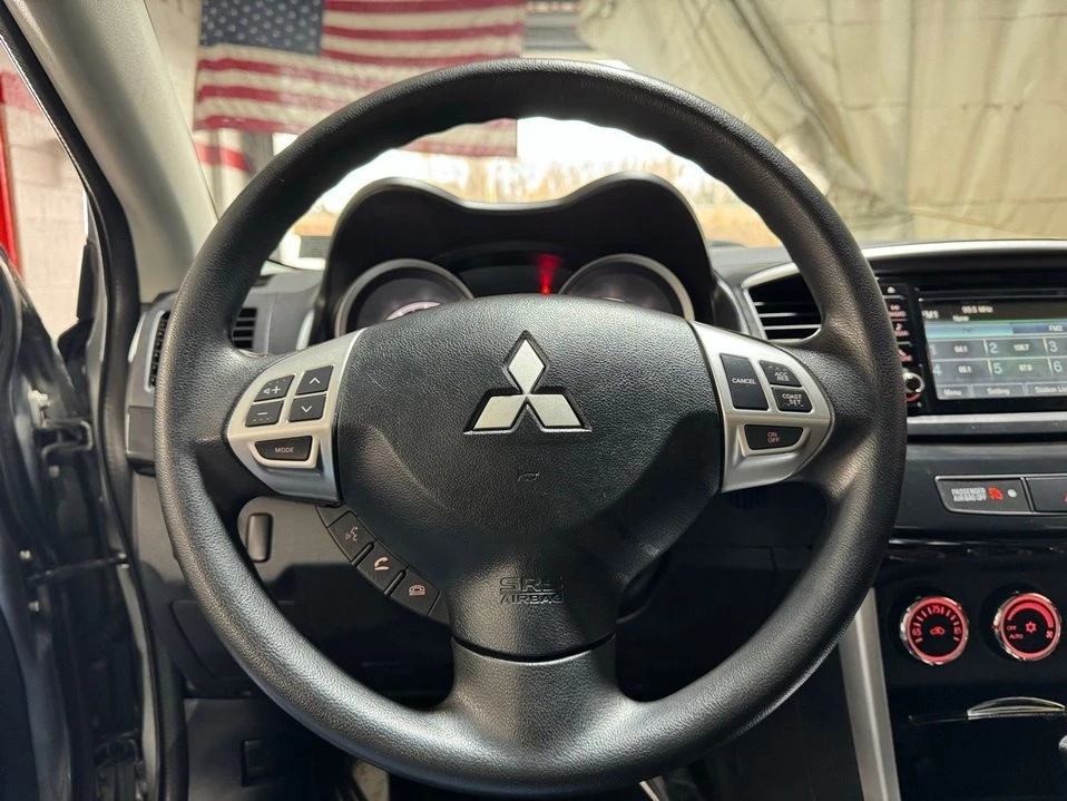 2017 Mitsubishi Lancer 10th Gen - Image 19 of 20