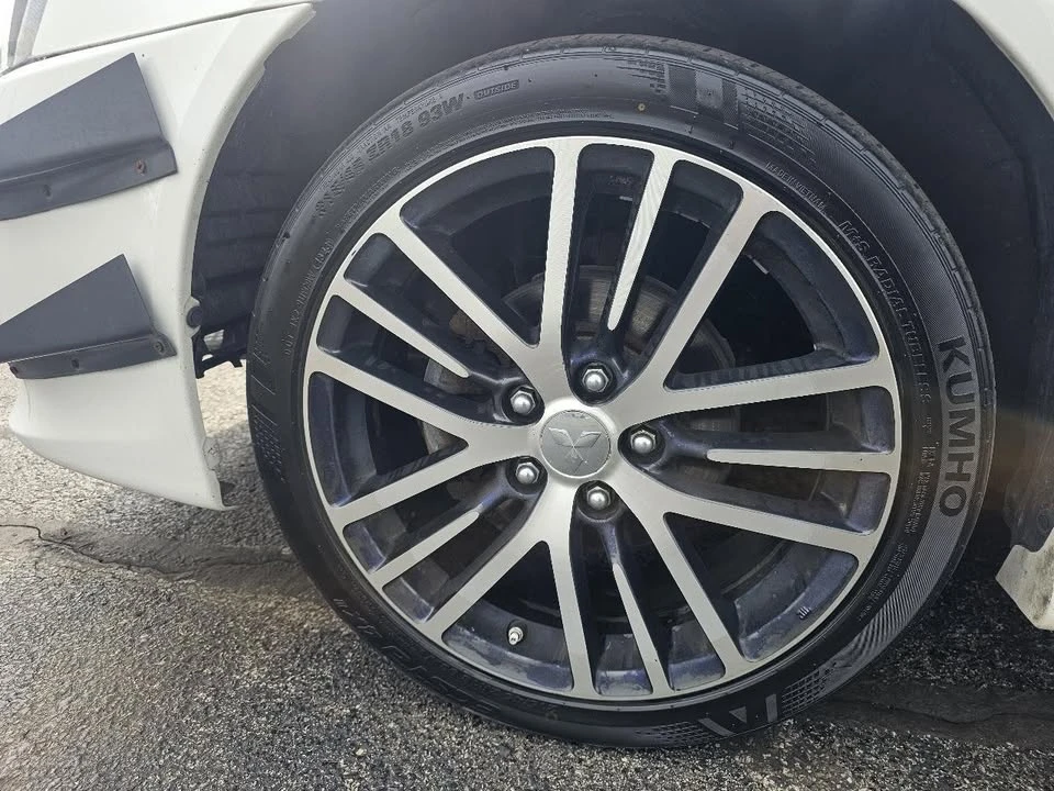 2017 Mitsubishi Lancer 10th Gen - Image 9 of 20