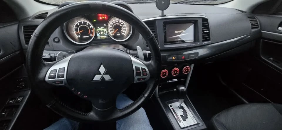 2017 Mitsubishi Lancer 10th Gen - Image 11 of 15