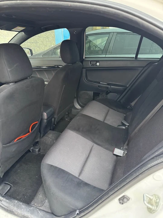 2017 Mitsubishi Lancer 10th Gen - Image 6 of 8