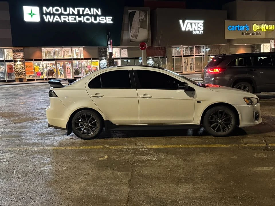 2017 Mitsubishi Lancer 10th Gen - Image 3 of 8
