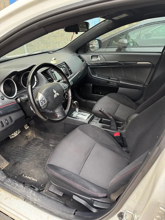 2017 Mitsubishi Lancer 10th Gen - Image 5 of 8