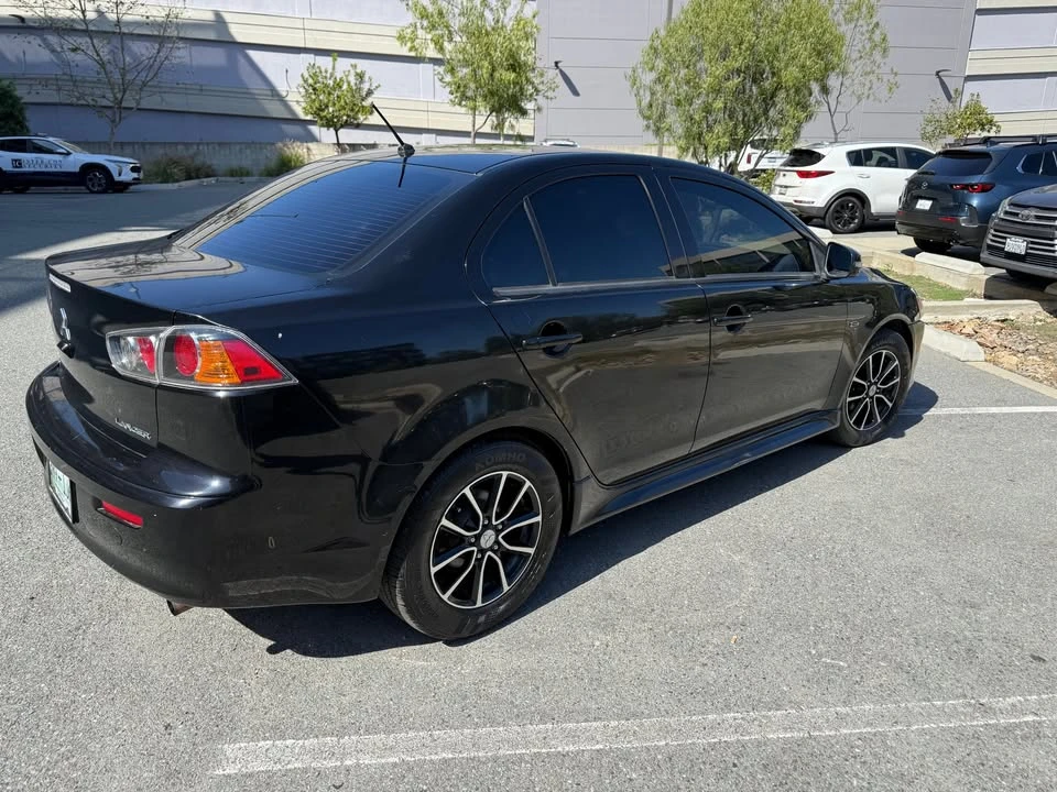 2017 Mitsubishi Lancer 9th Gen - Image 4 of 7