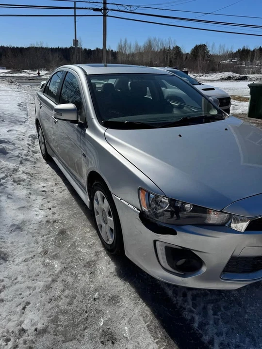2017 Mitsubishi Lancer 10th Gen - Image 3 of 3