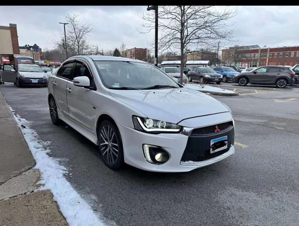 2017 Mitsubishi Lancer 10th Gen - Image 6 of 8