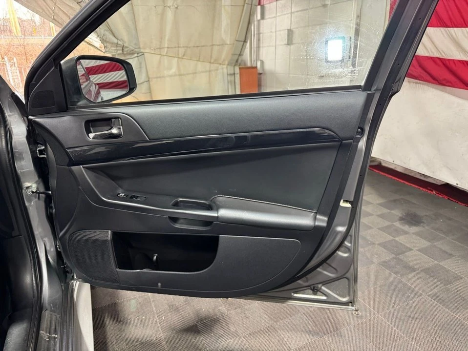 2017 Mitsubishi Lancer 10th Gen - Image 13 of 20
