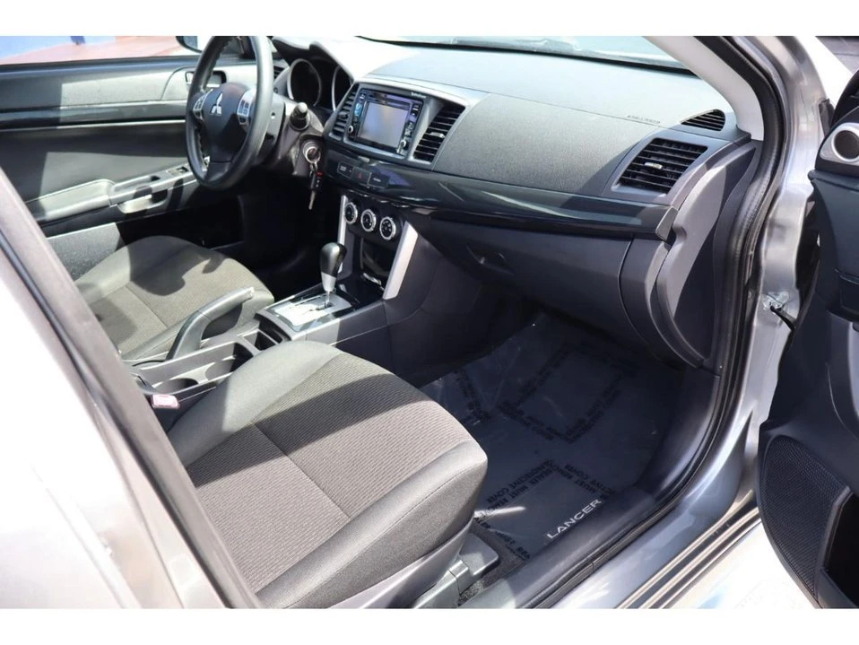 2017 Mitsubishi Lancer 10th Gen - Image 17 of 20