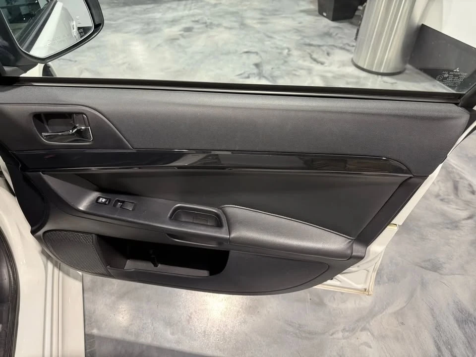 2017 Mitsubishi Lancer 10th Gen - Image 17 of 20