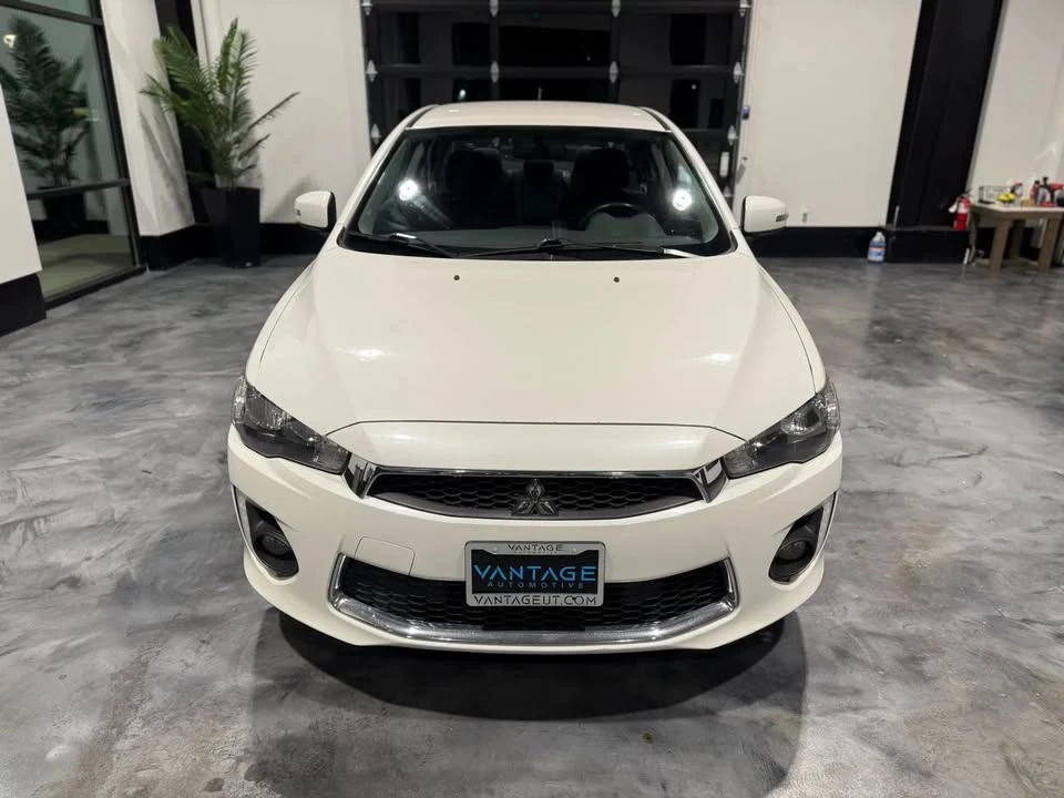 2017 Mitsubishi Lancer 10th Gen - Image 11 of 20