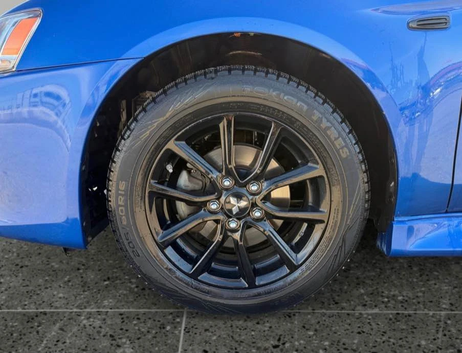 2017 Mitsubishi Lancer 10th Gen - Image 14 of 15